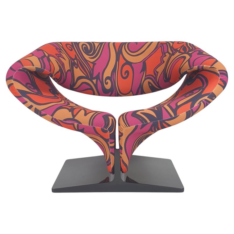 Ribbon Chairs