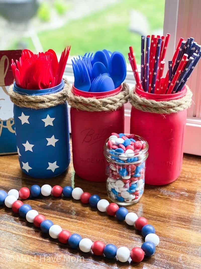 Plastic Utensil Holders