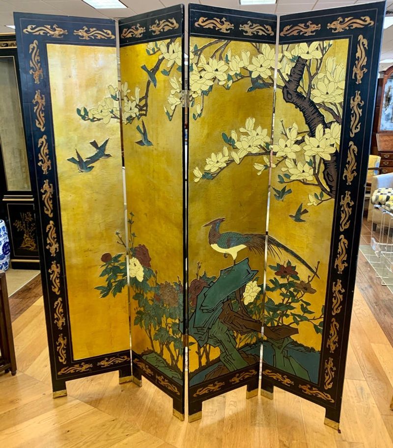 Chinoiserie Lacquered Screens