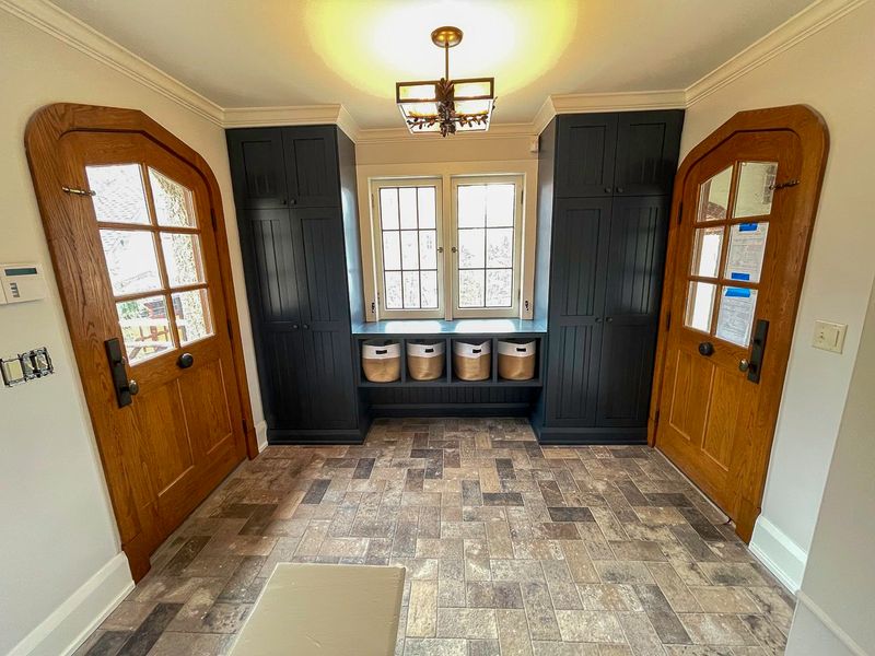 Hallway Heroes: High-Traffic Area Solutions