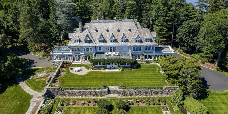 Copper Beech Farm's Colonial Headache