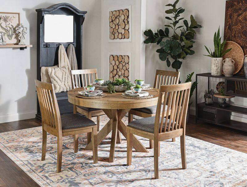 Round Dining Tables