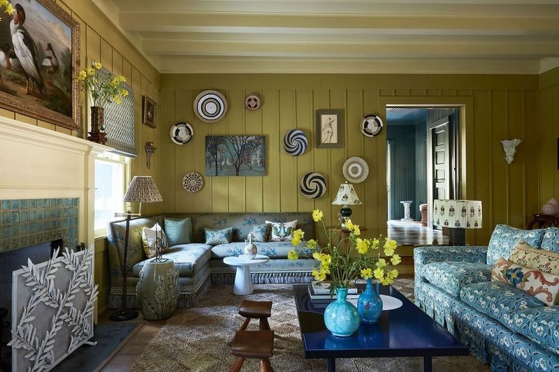 Muddy Yellow-Green