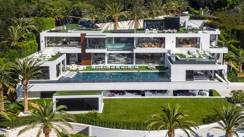 Billionaire's Empty Promise