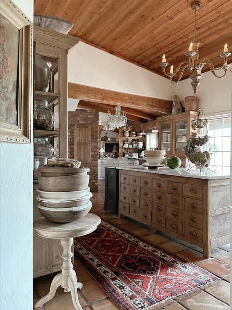 Vintage Pottery Collections