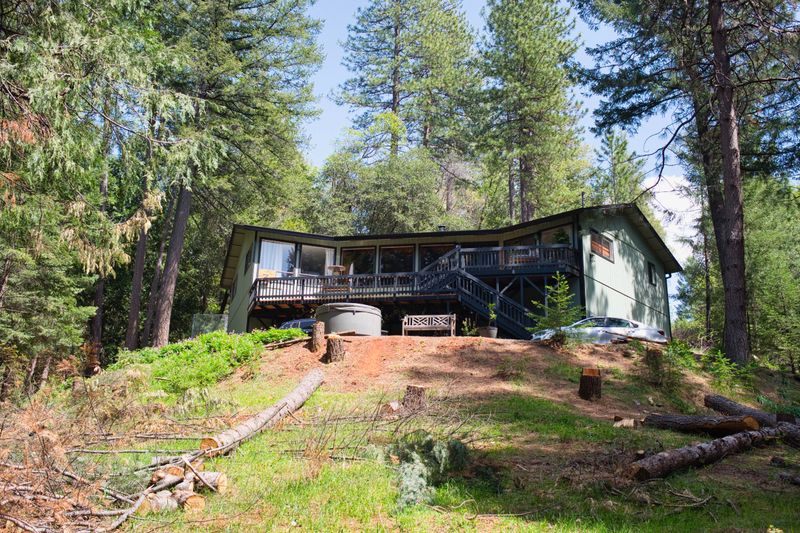 Homes In High Wildfire Risk Zones