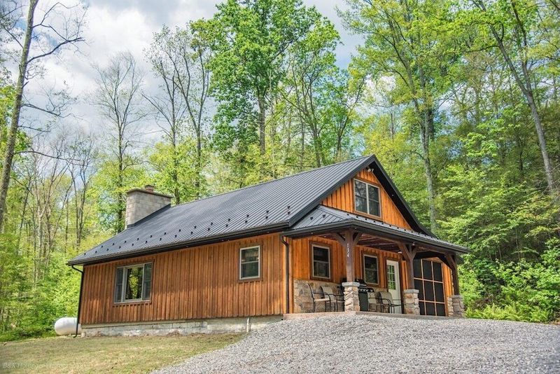 Remote Mountainside Cabins Without Internet