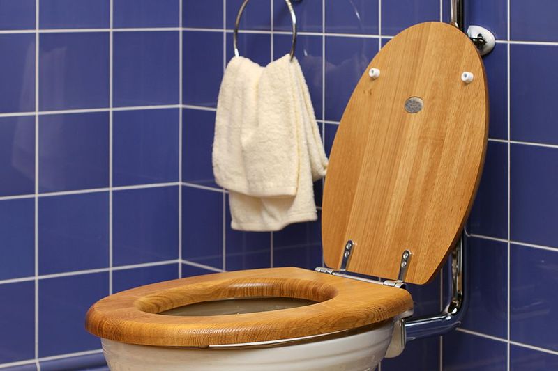 Wooden Toilet Seats
