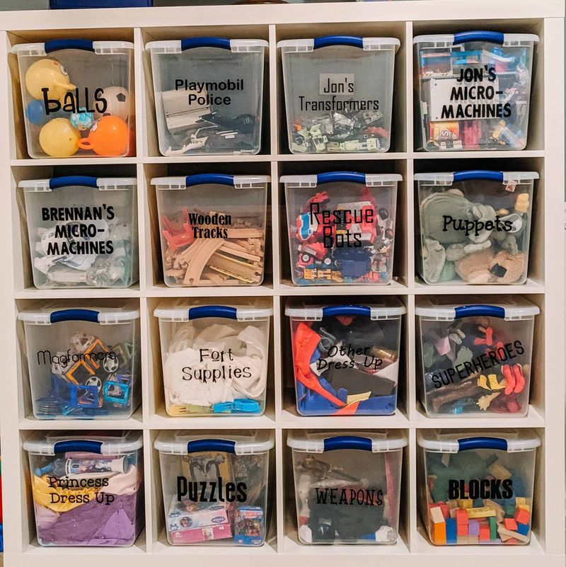 Rotating Toy Display Keeps Interest Fresh