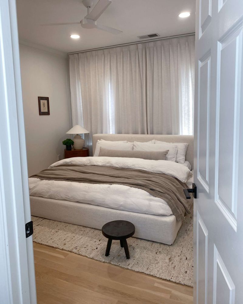 Ceiling Fans Above Beds Chopping Energy