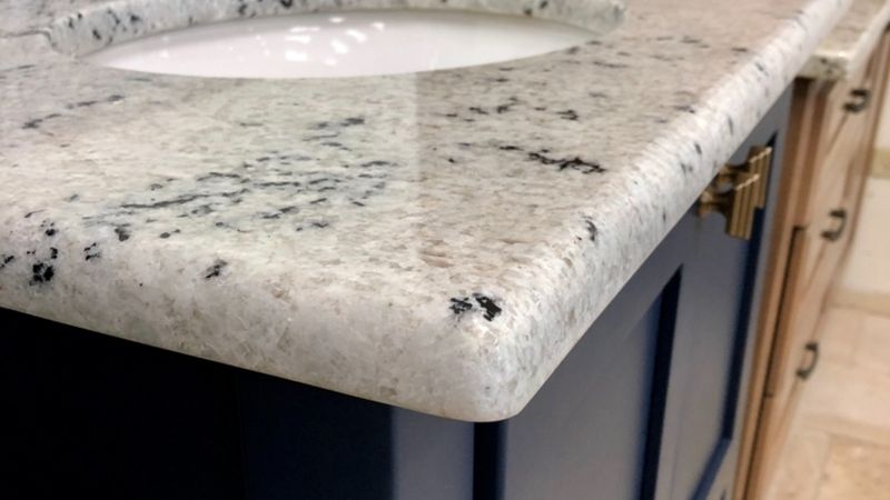 Half Bullnose Edge
