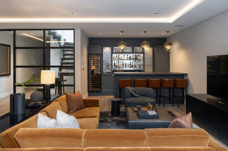 Add A Light Court