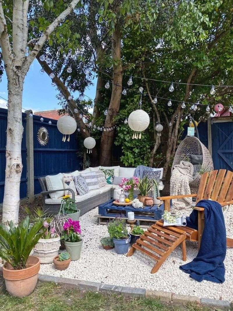 Add Colorful Outdoor Furniture In Plastic