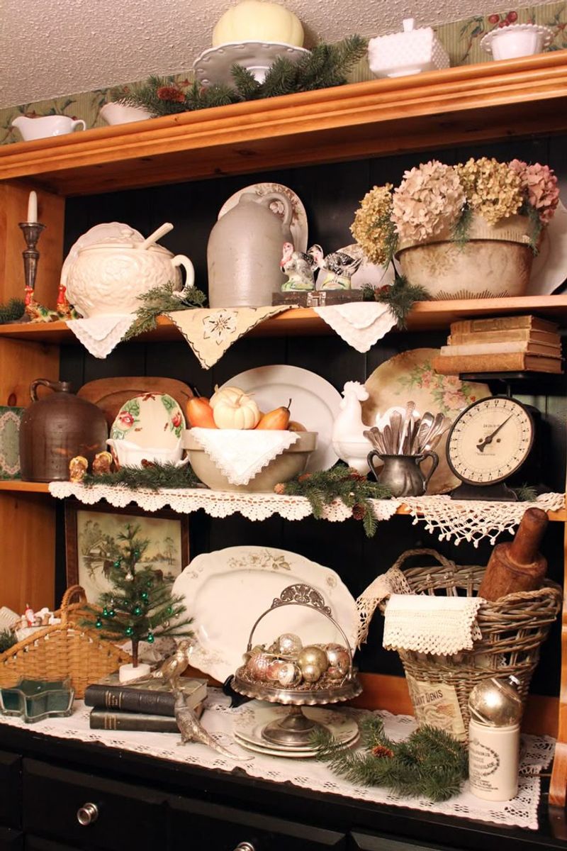 Floating Shelf Vignettes