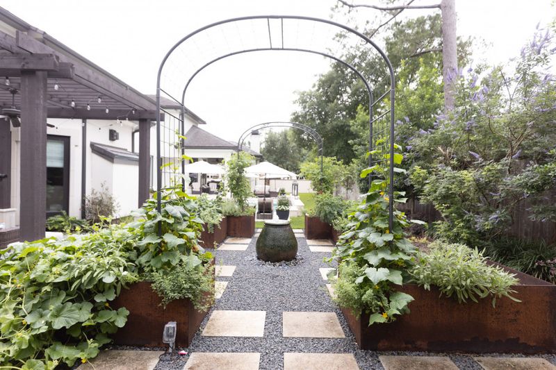 Symmetrical Plantings