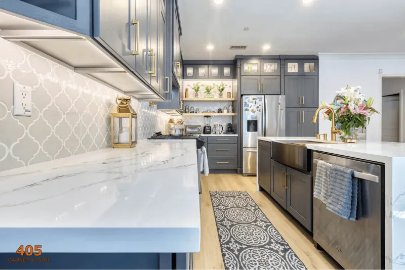Light Backsplash Opens Up Dark Cabinet Spaces