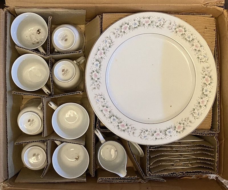 Sentimental Items Can't Be Decluttered