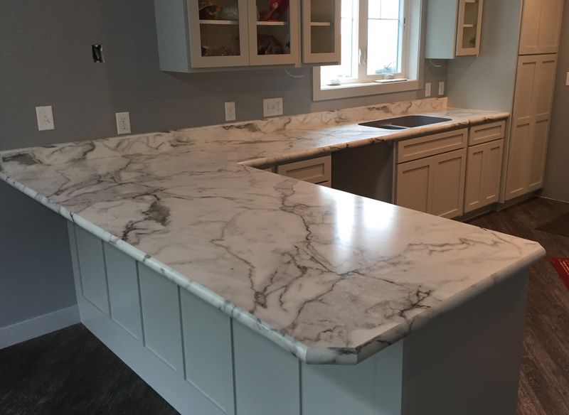 Beveled Laminated Edge