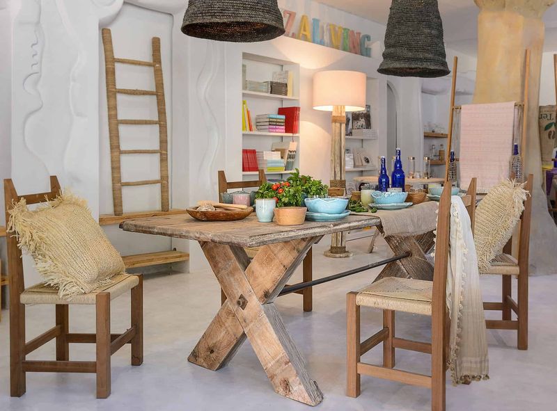 Sustainable and Handcrafted Pieces