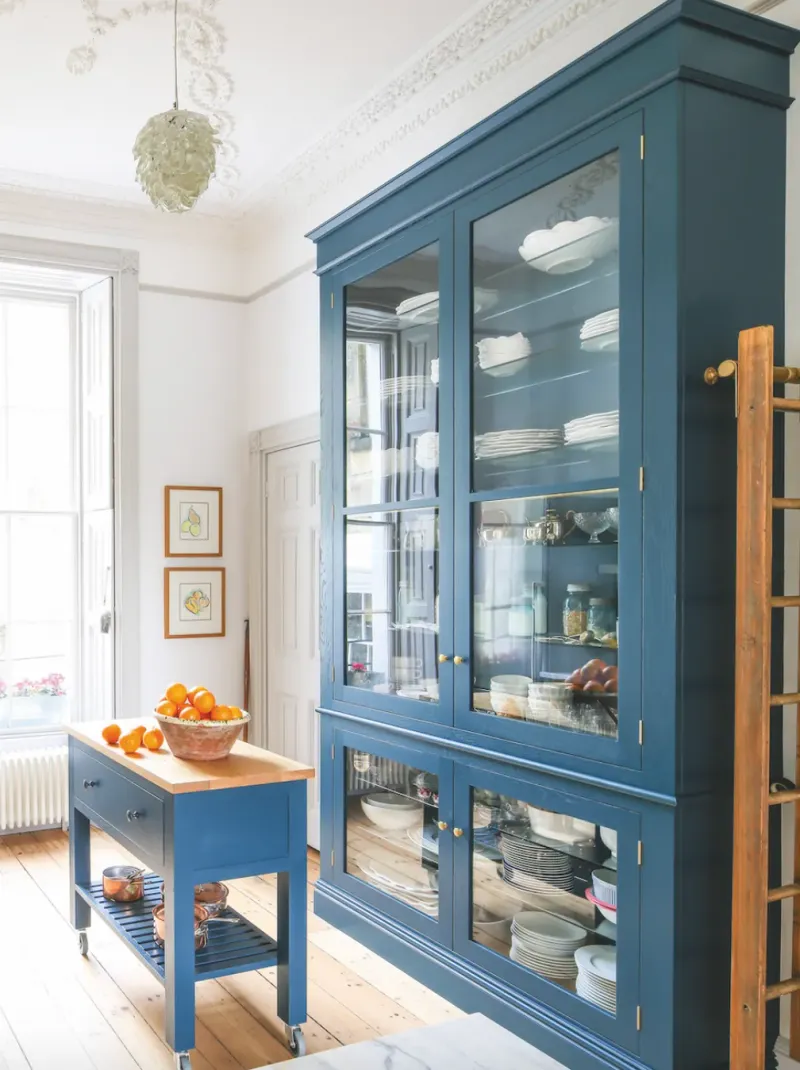 Allows for Statement Pieces