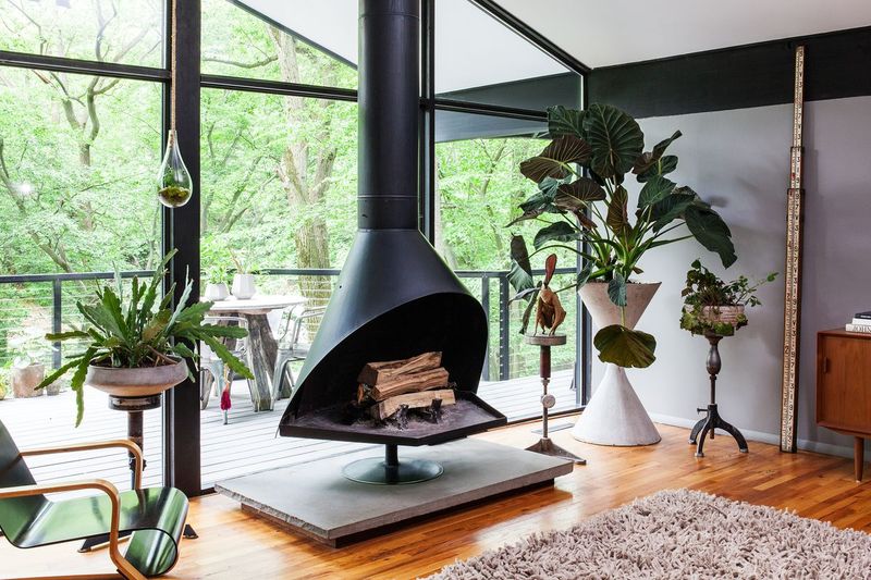 Massive Floor Plants