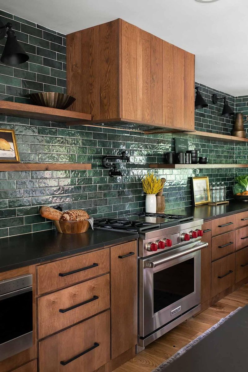 Oversized Subway Tile Twist