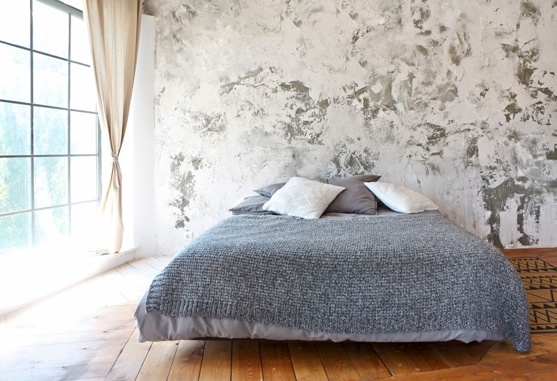 Cracked Plaster Walls