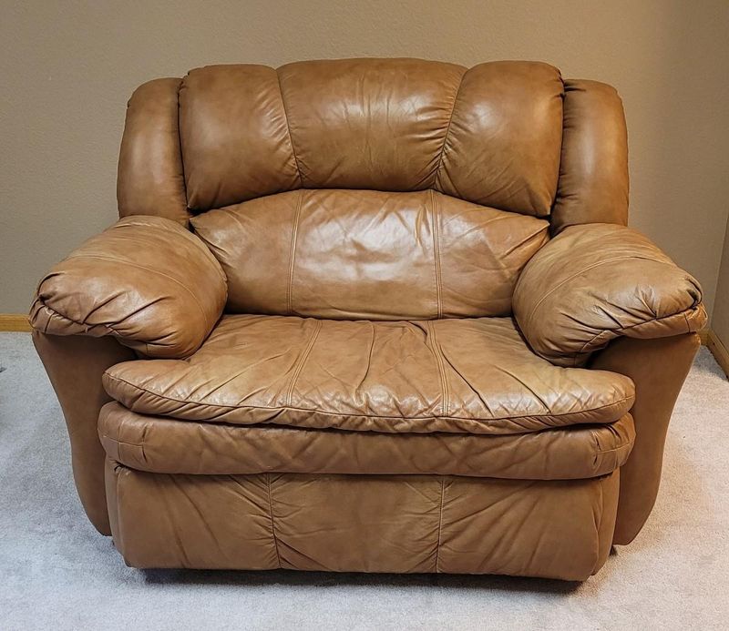 Oversized Leather Recliners