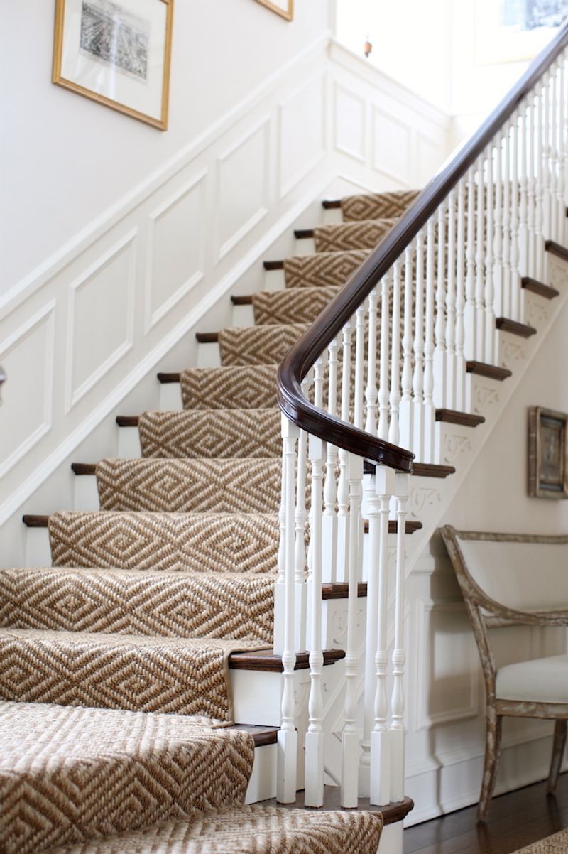Use Handloomed Runners On Stairs