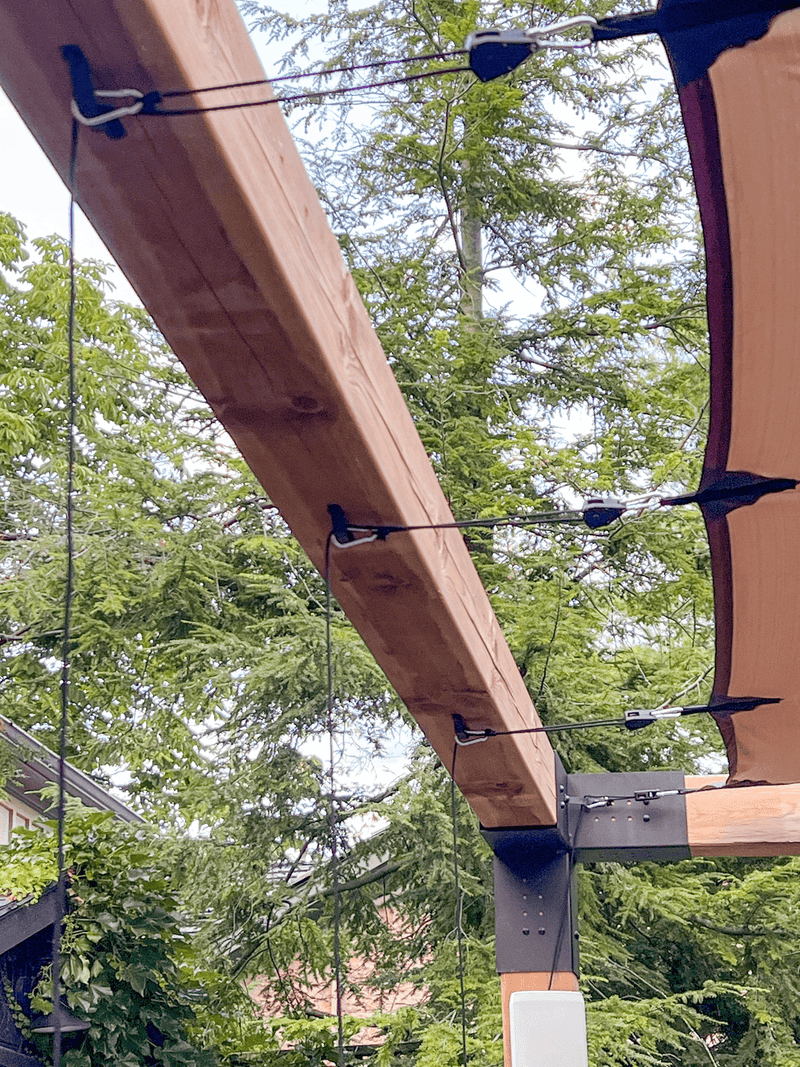 Pergola Roof Storage With Pulleys And Hanging Systems
