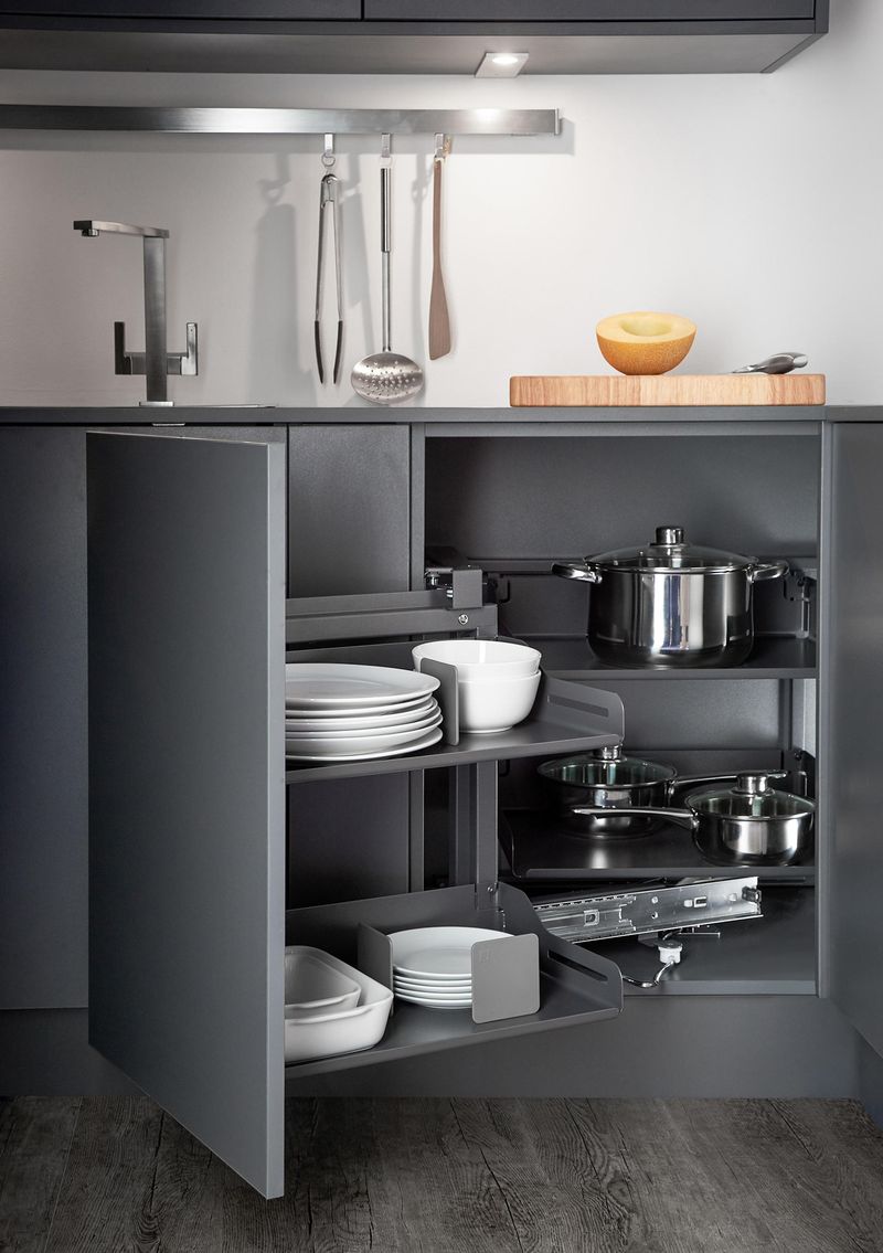 Magic Corner Pull-Out Systems