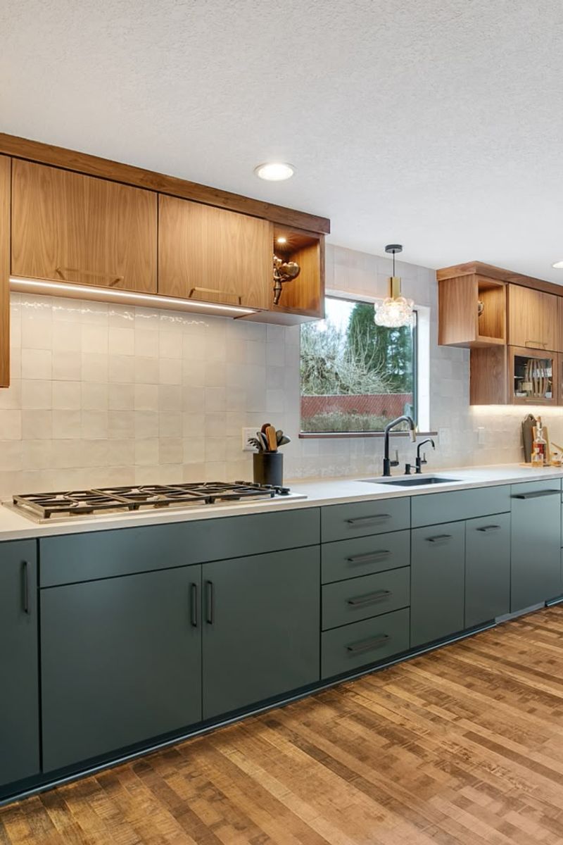 Flat-Panel Cabinet Doors