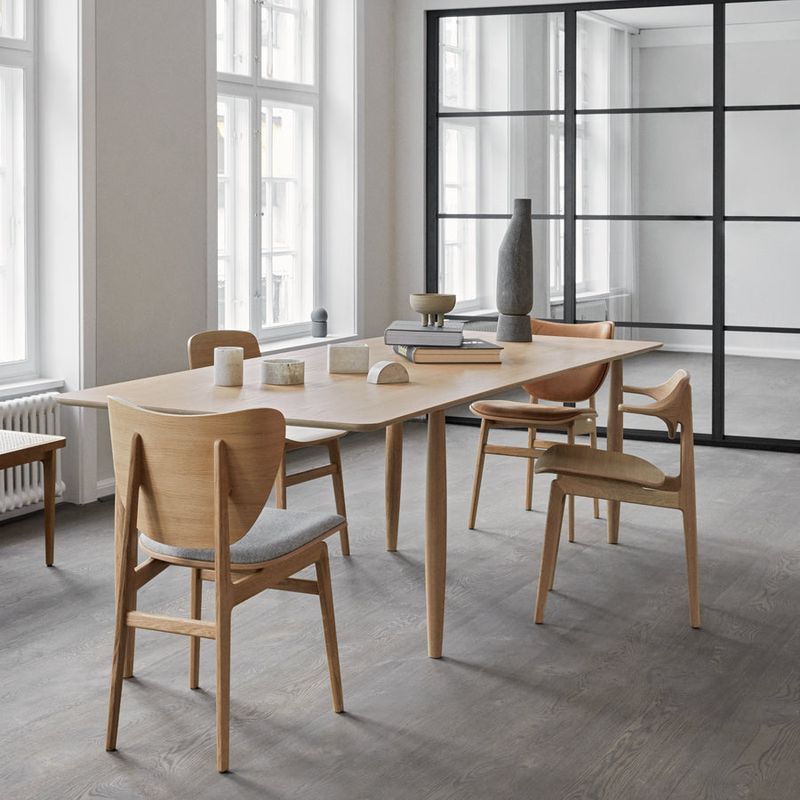 Oak Dining Tables