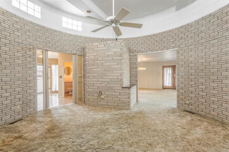 Master Suite with En-Suite Bathroom