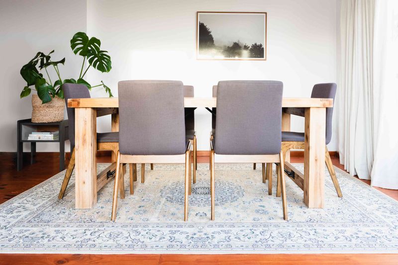Carpet Under Dining Tables