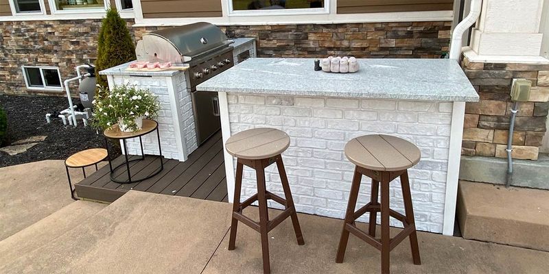 Bar Tables