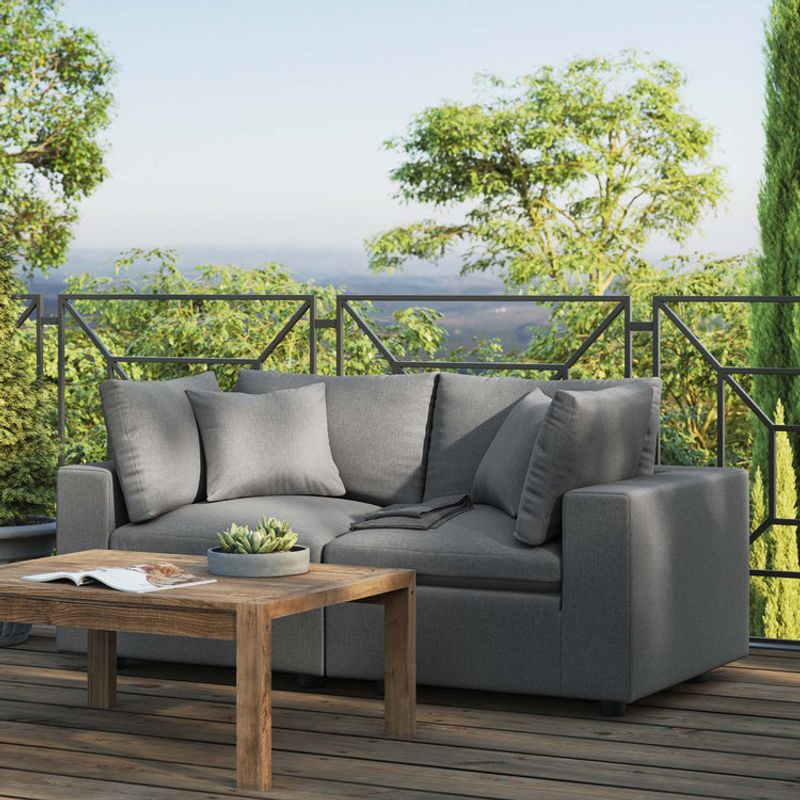 Outdoor Oasis Loveseat