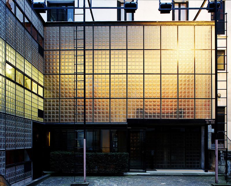 Maison De Verre In Paris