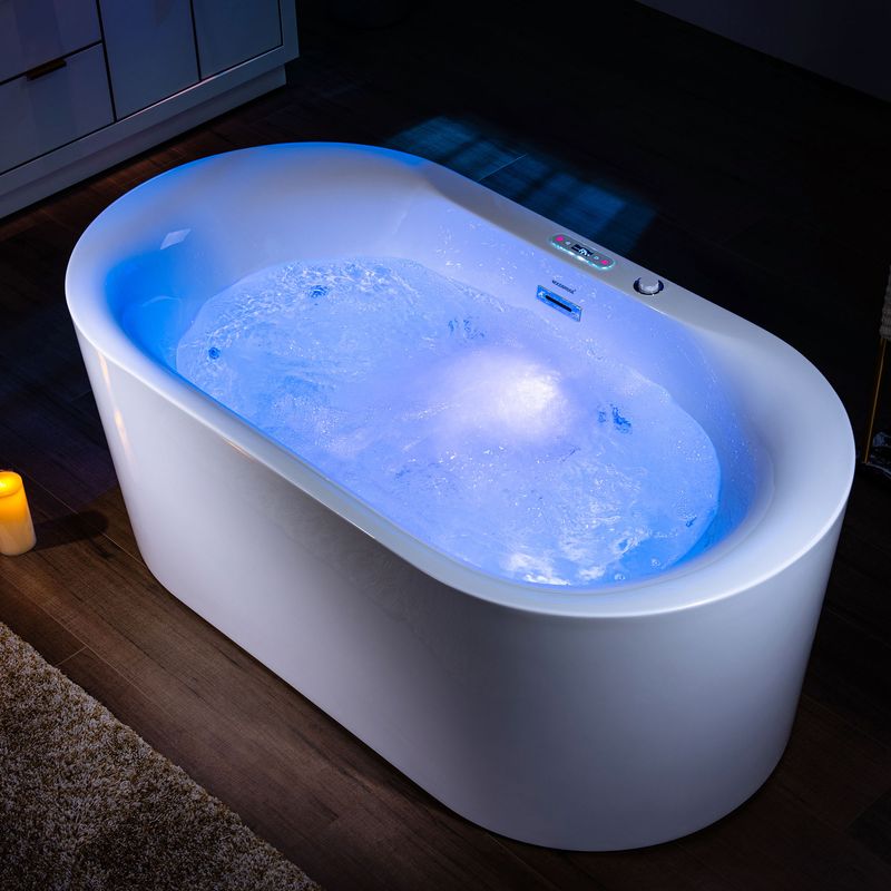 Oversized Jetted Tubs