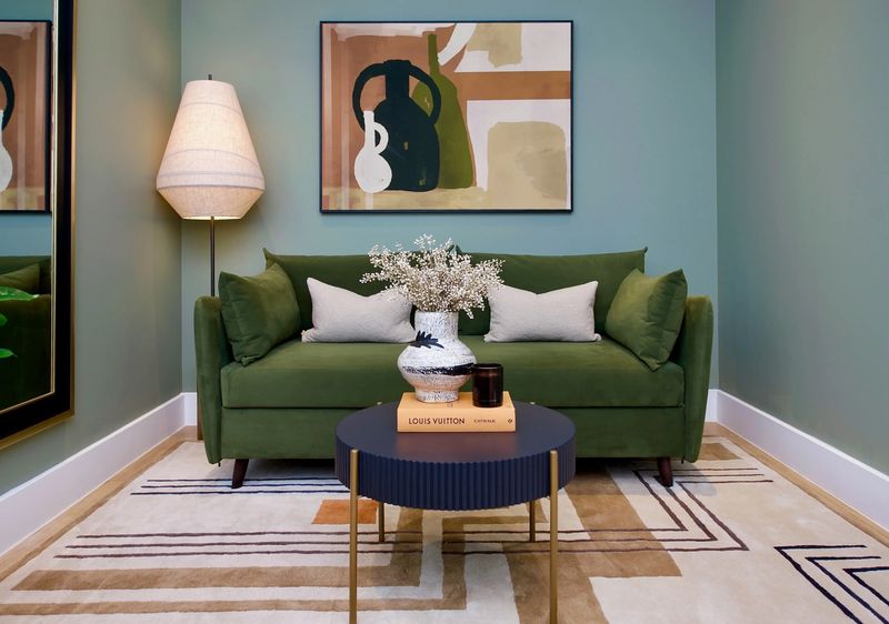 Fast Furniture