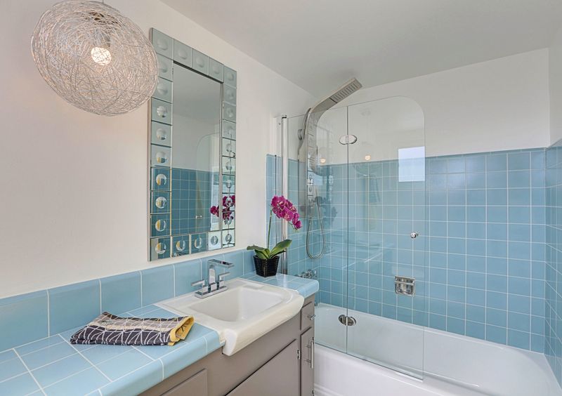 Tiled Bathroom Countertops