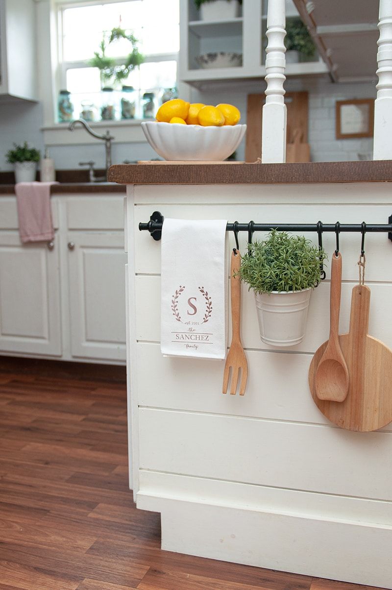 Use Patterned Linens or Towels