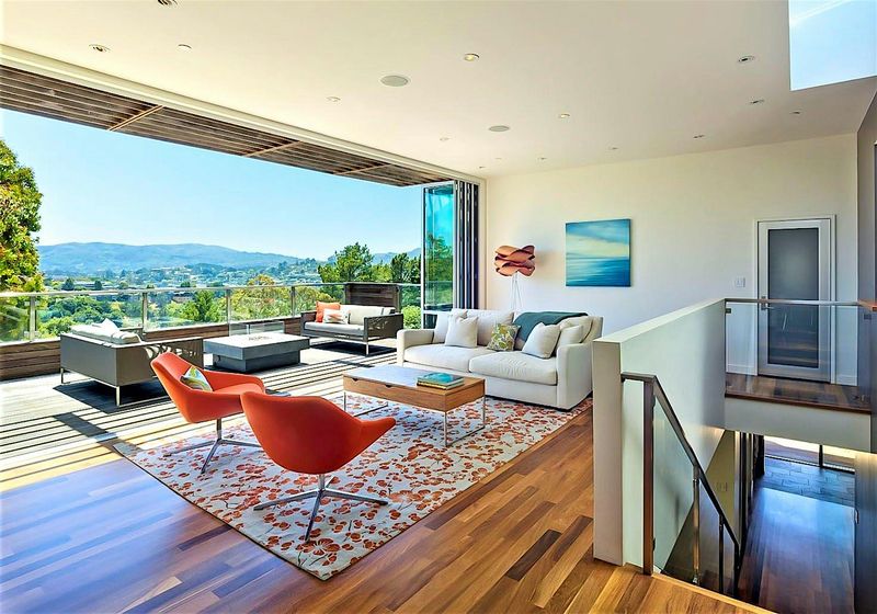 Retractable Glass Walls