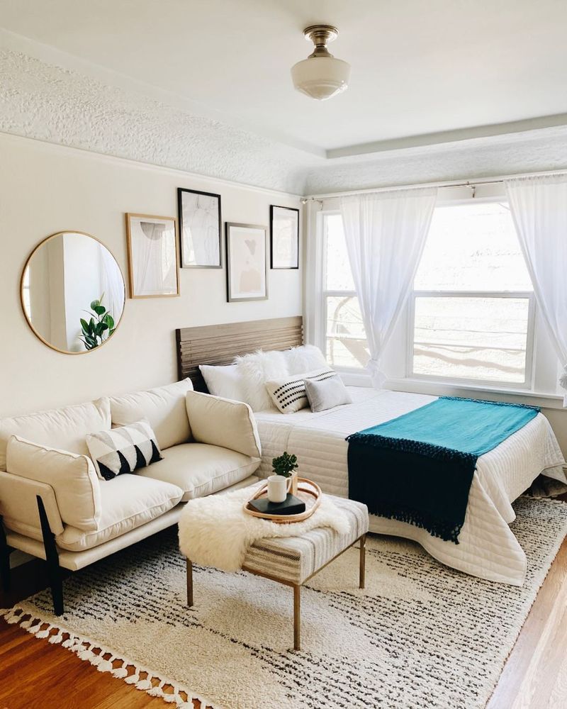 Master suites featuring private sitting rooms