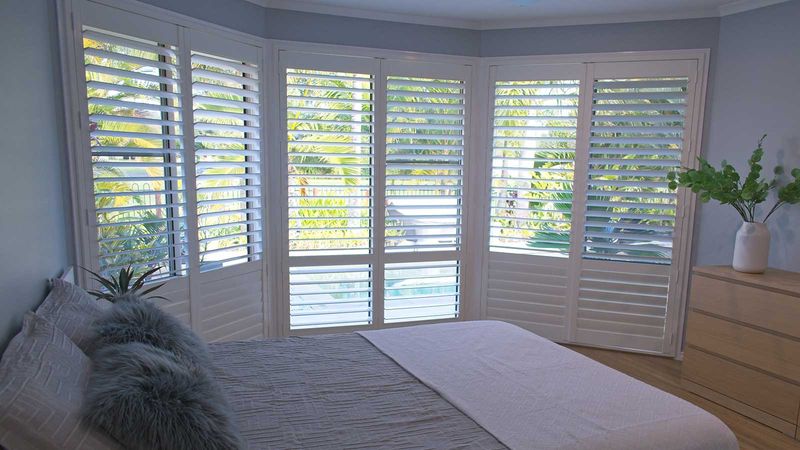 Plantation Shutters with Tilt Rods