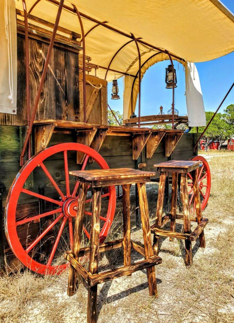 Wagon Wheel Western Saloon