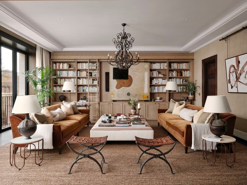 London's Posh Palaces: Where Royalty Would Feel At Home