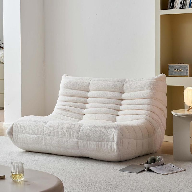 Sharing Togo sofa pics on social media as style inspiration