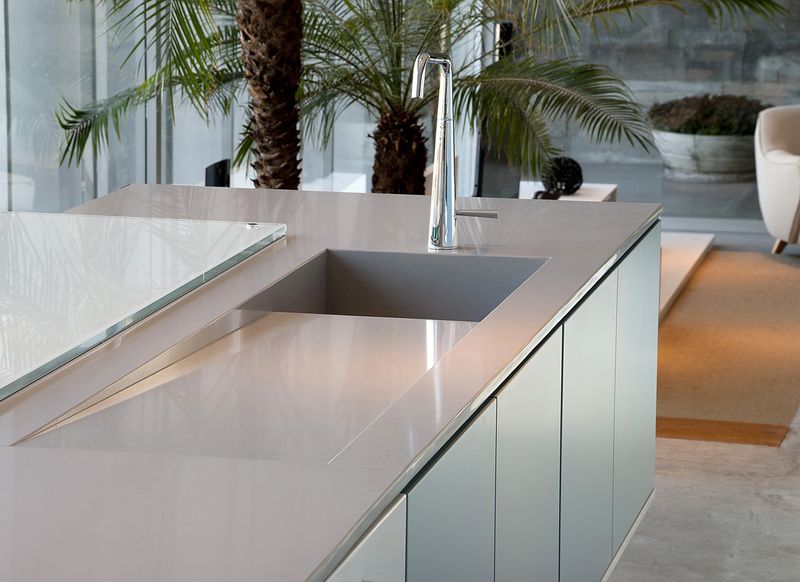 Seamless Integrated Sinks For A Sleek Look