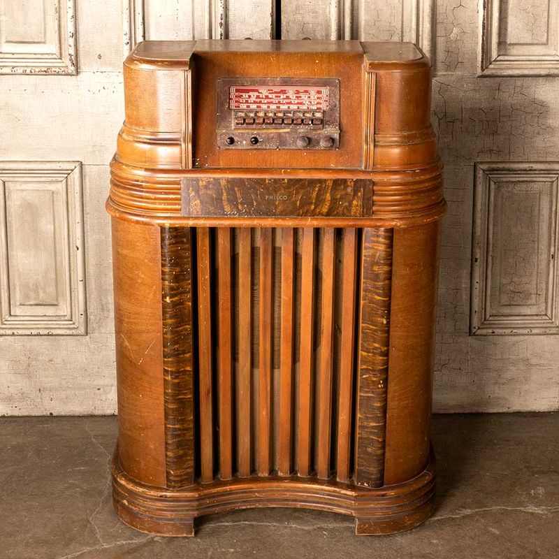 Vintage Cabinet Radios